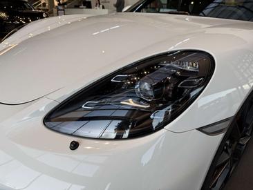 Porsche Boxster GTS — photo 16