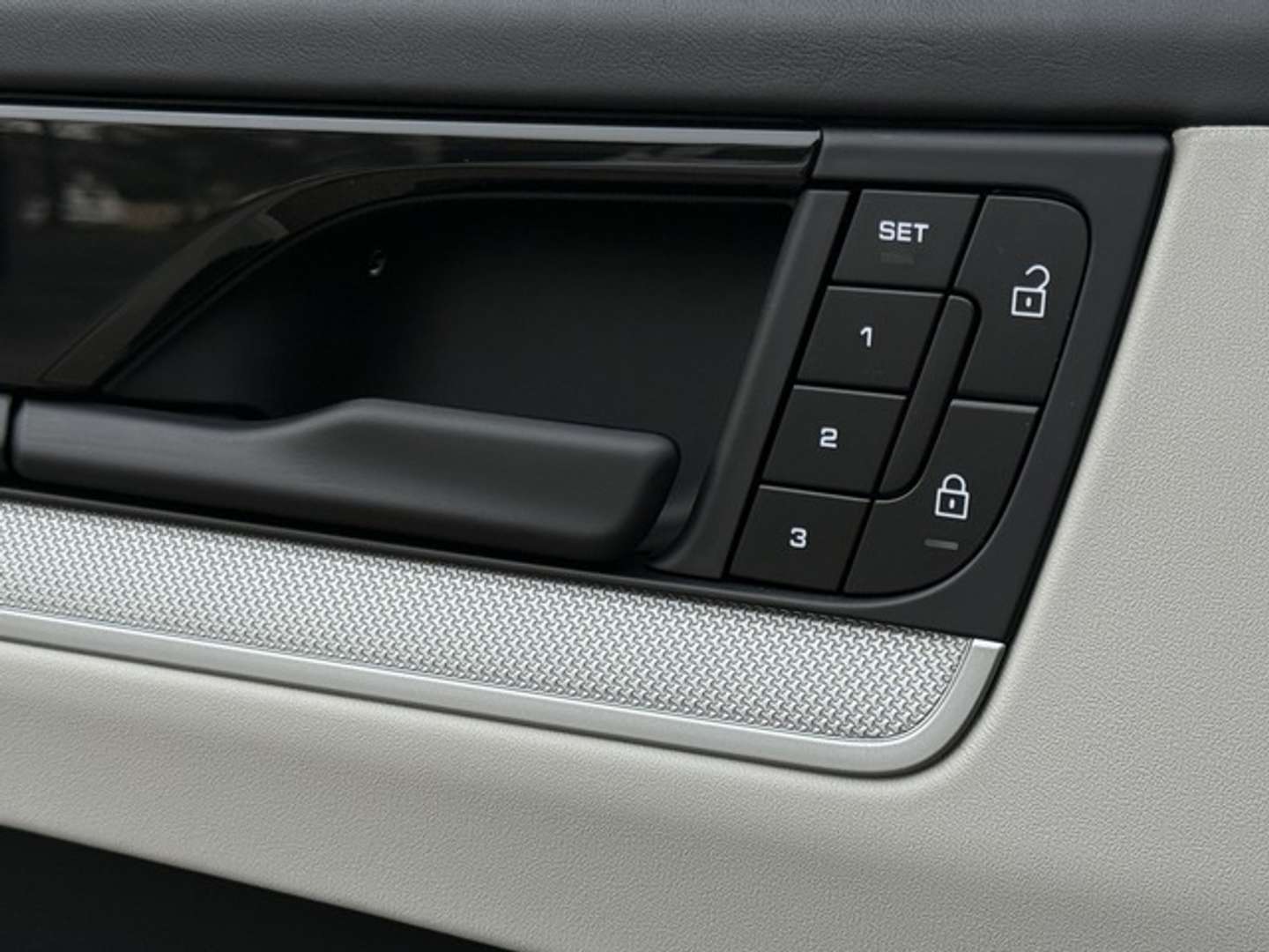 Porsche Cayenne Coupé Exclusive Manufaktur - 2024 - Joinsteer - #27