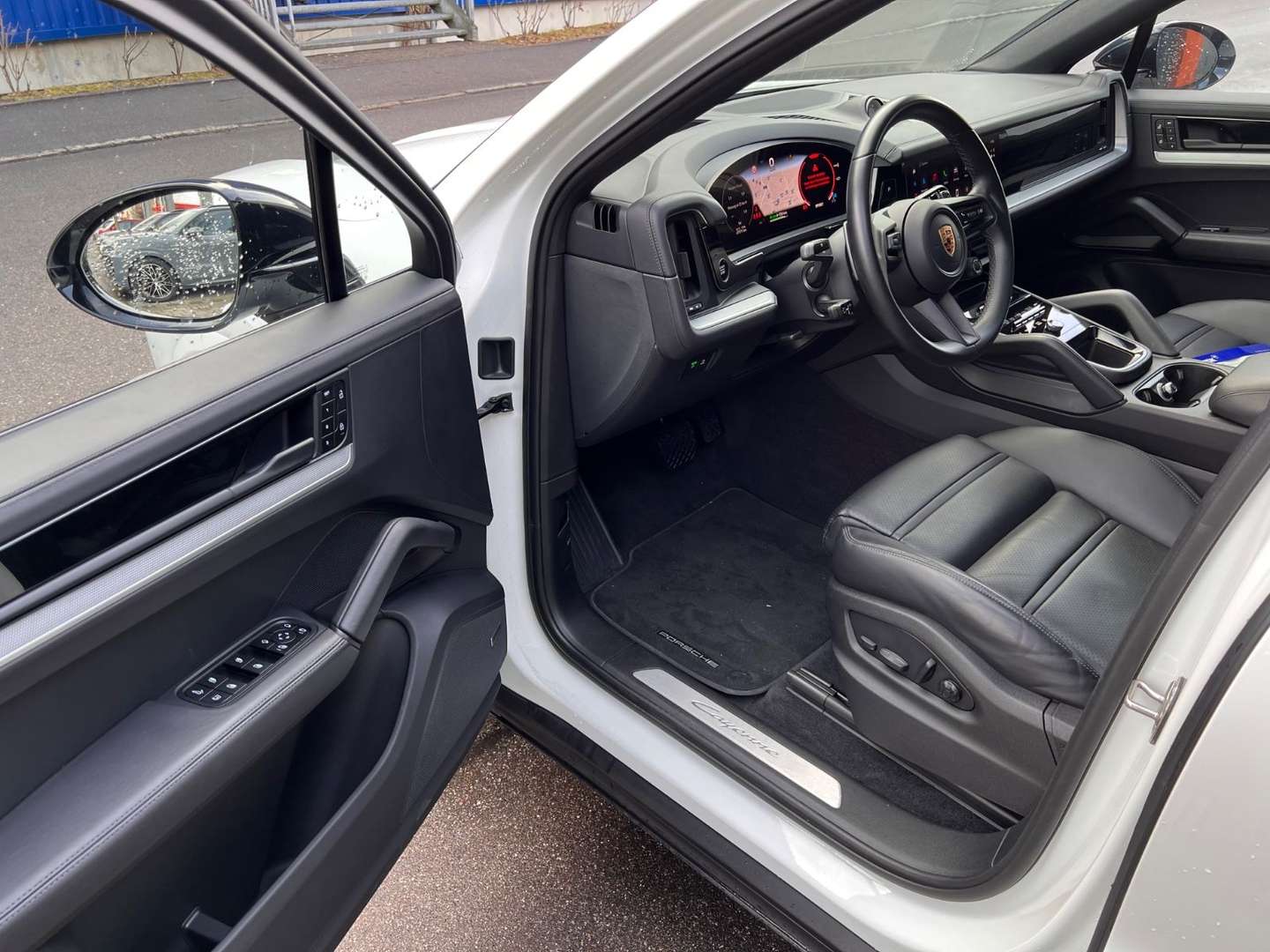 Porsche Cayenne Coupé E-Hybrid - 2023 - Joinsteer - #4