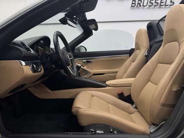 Porsche 718 Boxster — photo 9
