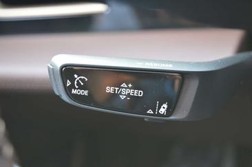 Porsche Taycan Turbo — photo 16
