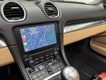 Porsche 718 Boxster — photo 17