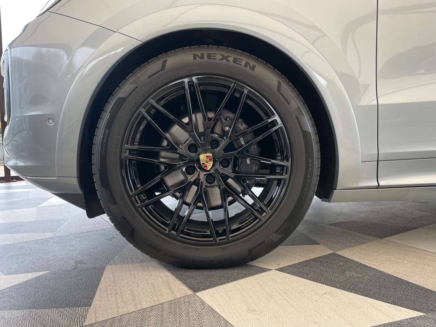 Porsche Cayenne Coupé 3.0 - 2025 - Joinsteer - #8