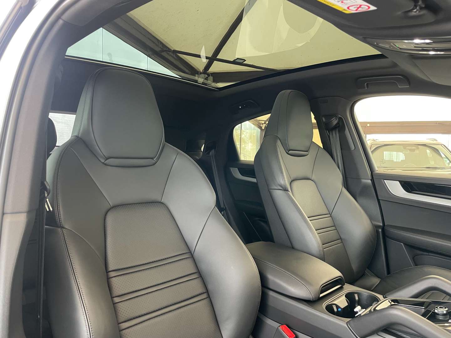 Porsche Cayenne Coupé 3.0 - 2025 - Joinsteer - #12