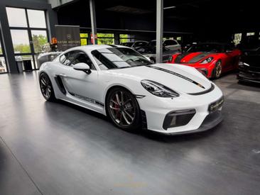 Porsche 718 Cayman GT4 — photo 6