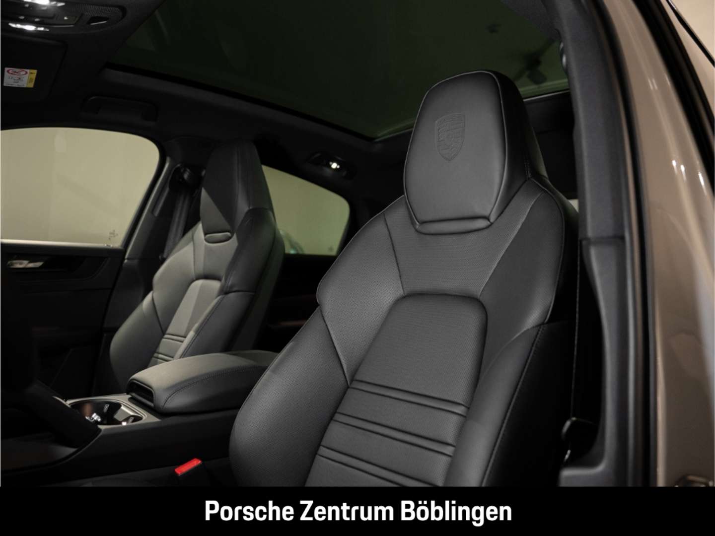 Porsche Cayenne III E-Hybrid Black Edition - 2025 - Joinsteer - #5