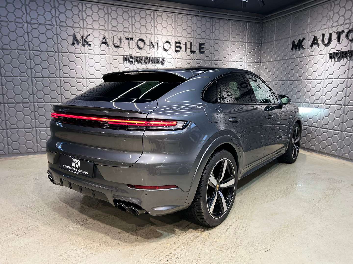 Porsche Cayenne S E-Hybrid - 2024 - Joinsteer - #9