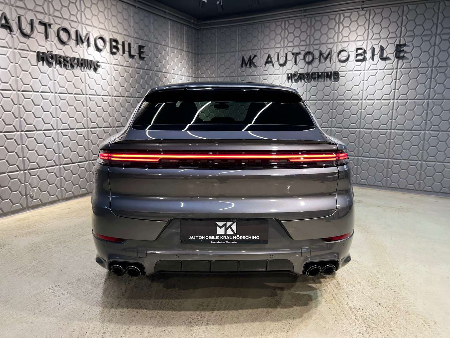 Porsche Cayenne S E-Hybrid - 2024 - Joinsteer - #10