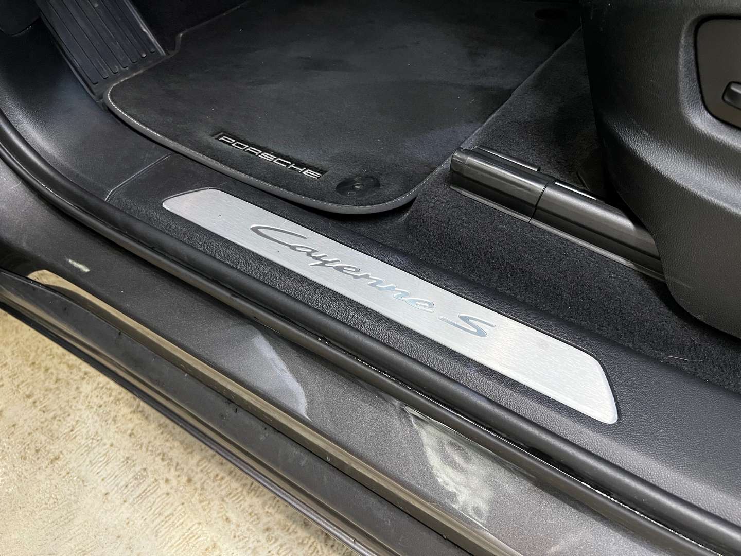 Porsche Cayenne S E-Hybrid - 2024 - Joinsteer - #18