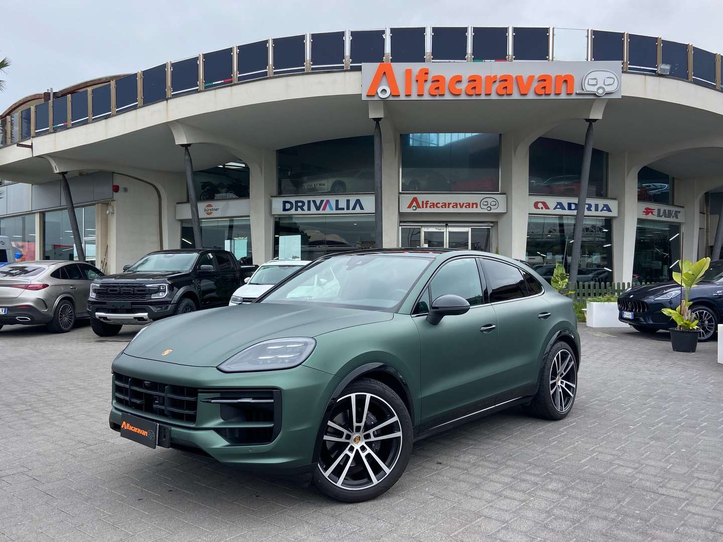 Porsche Cayenne Coupé 3.0 V6 - 2024 - Joinsteer - #1