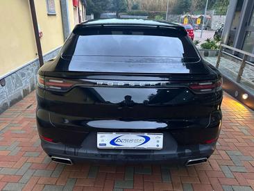 Porsche Cayenne III COUPè E 3.0 — photo 4