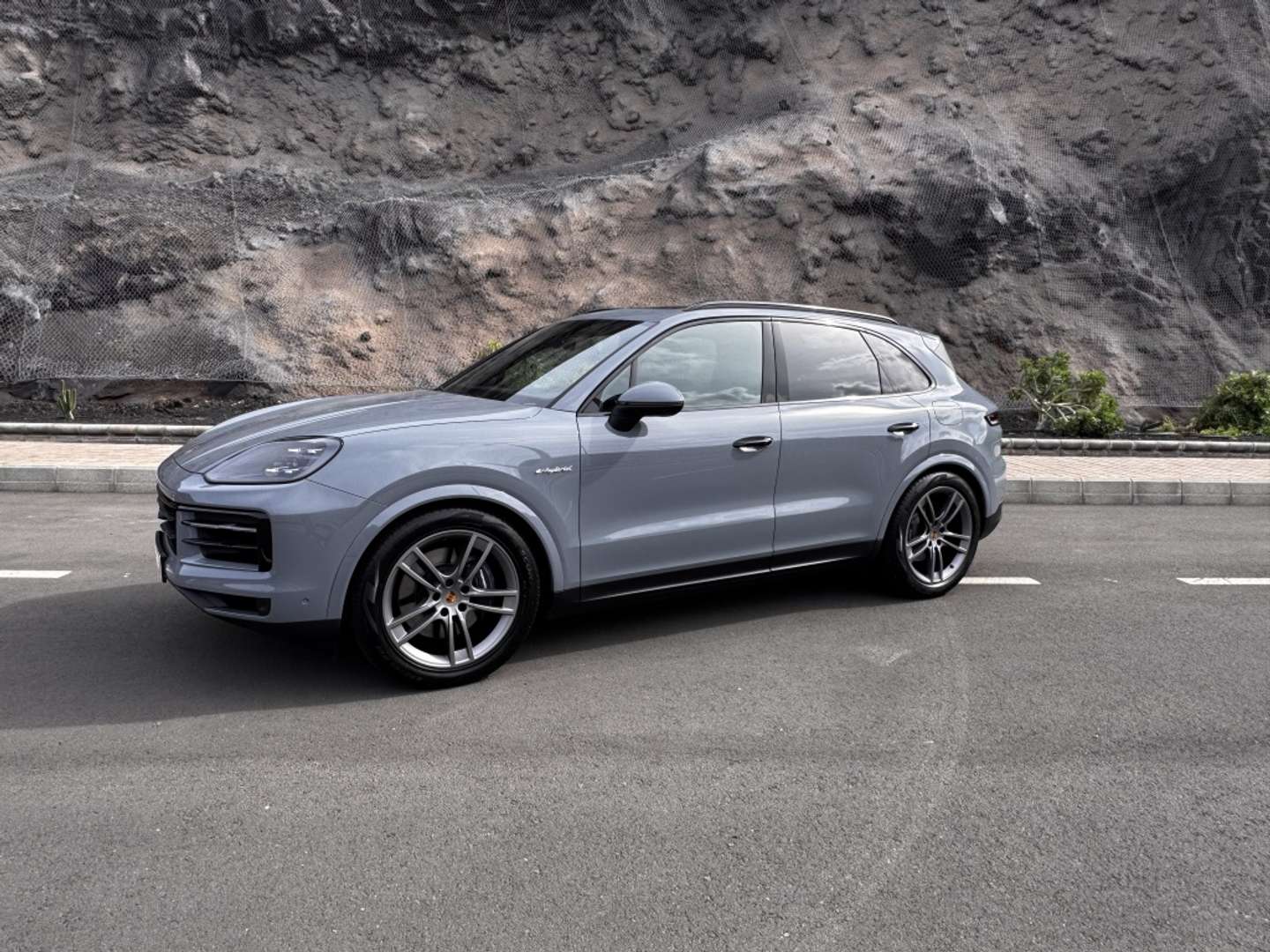 Porsche Cayenne II E-Hybrid - 2024 - Joinsteer - #1