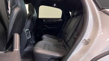 Porsche Cayenne III Coupé — photo 17