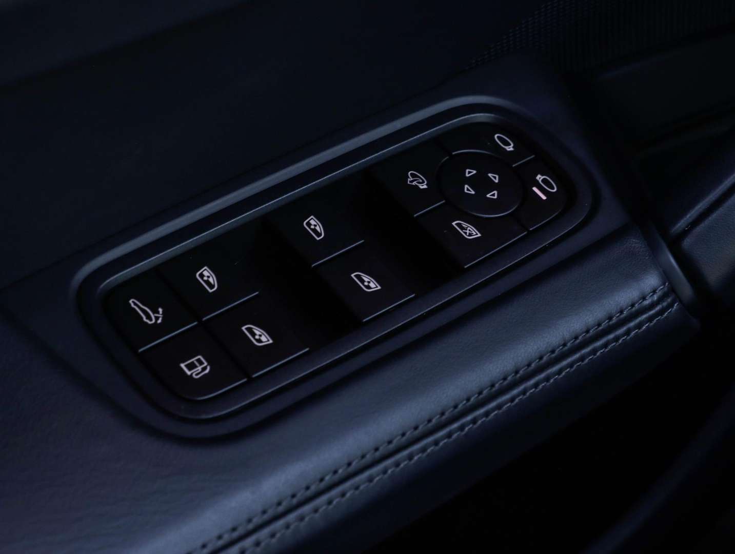 Porsche Cayenne Coupé S E-Hybrid - 2024 - Joinsteer - #48