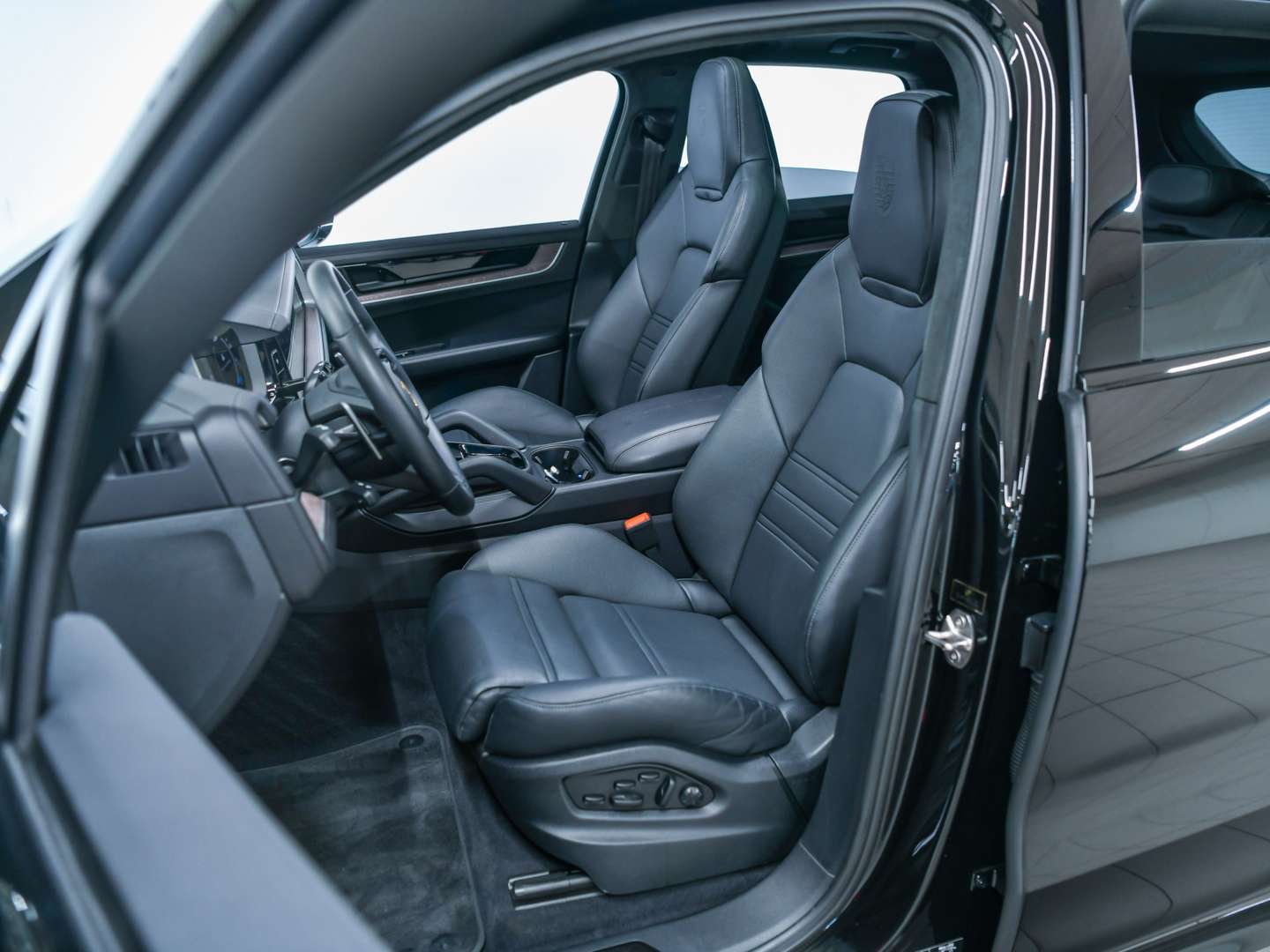 Porsche Cayenne S E-Hybrid - 2024 - Joinsteer - #18