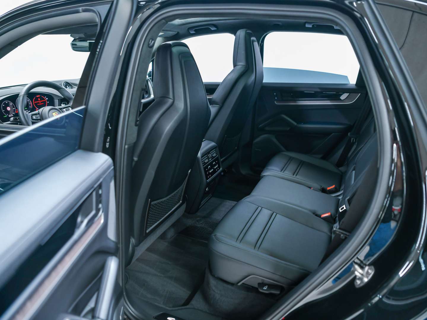 Porsche Cayenne S E-Hybrid - 2024 - Joinsteer - #26