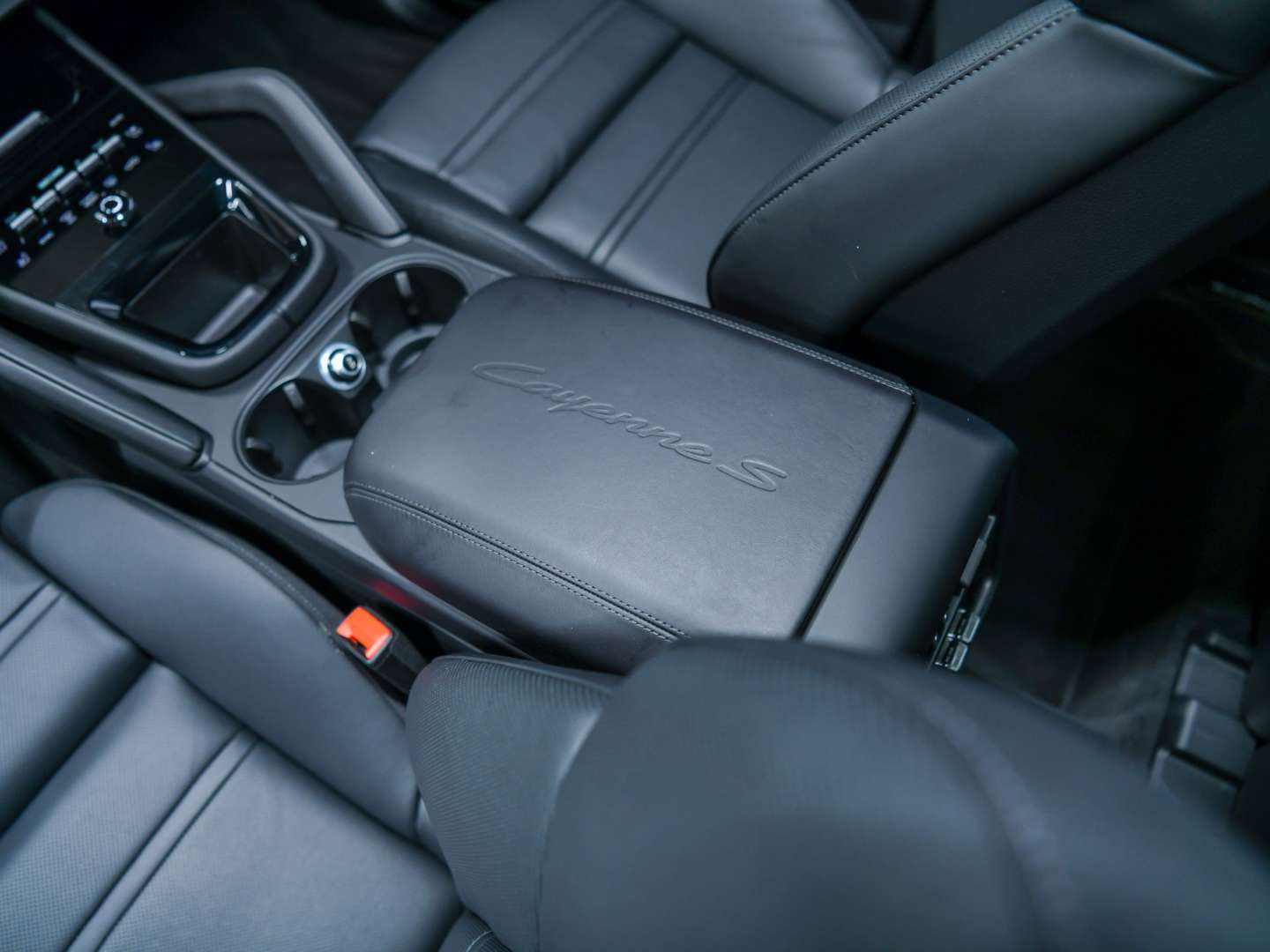 Porsche Cayenne S E-Hybrid - 2024 - Joinsteer - #30