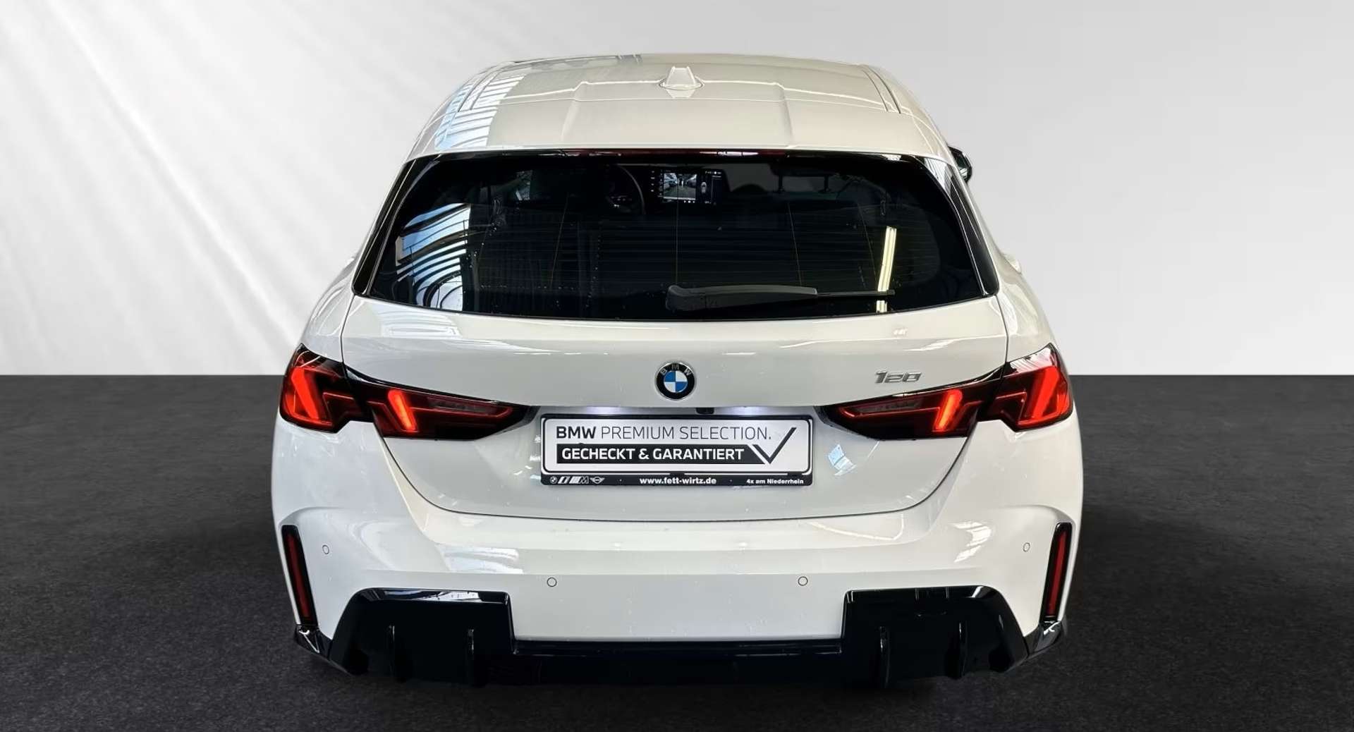 BMW 120i M Sport 120i - 2024 - Joinsteer - #3