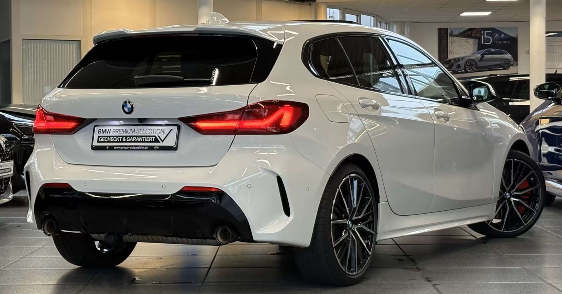 BMW 120i M Sport 120i - 2022 - Joinsteer - #2