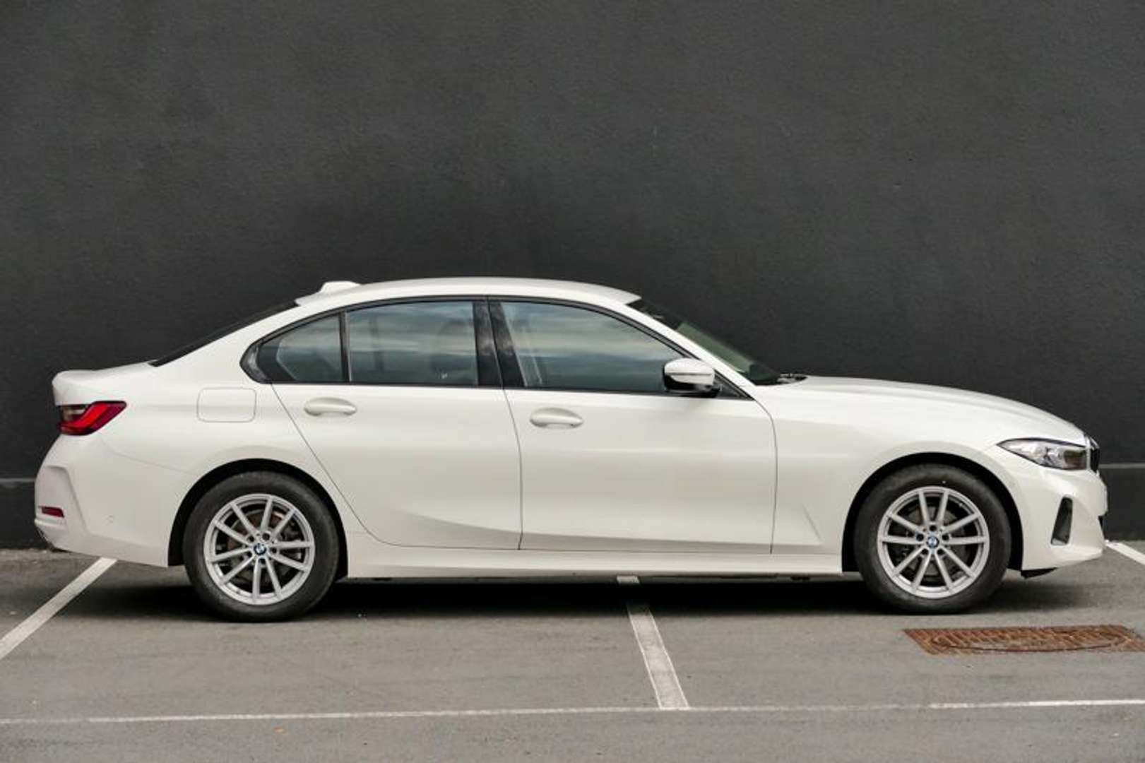 BMW Série 3 Berline 318i - 2024 - Joinsteer - #3