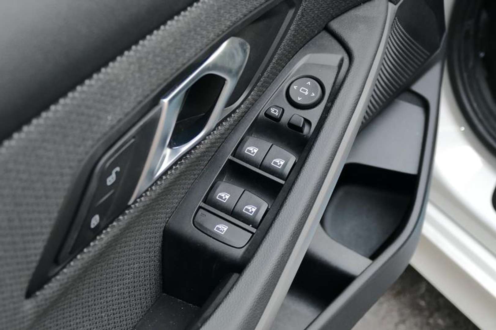 BMW Série 3 Berline 318i - 2024 - Joinsteer - #21