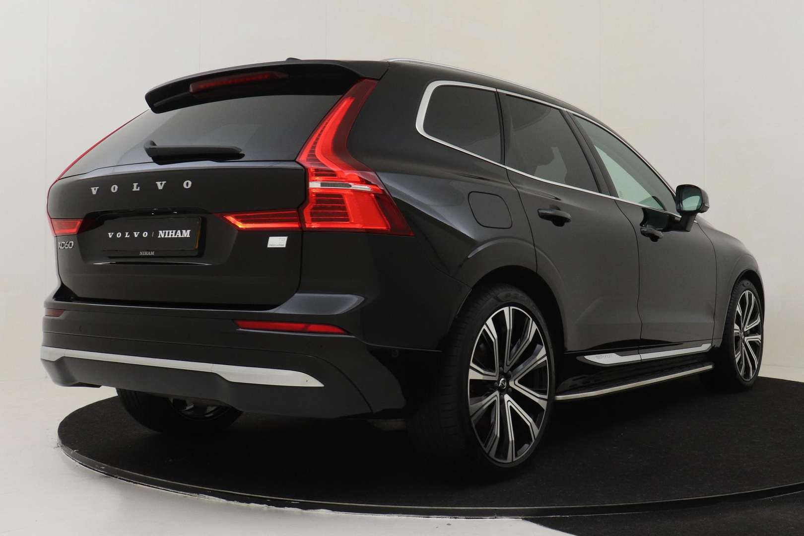 Volvo XC60 T8 Recharge Ultimate - 2023 - Joinsteer - #1