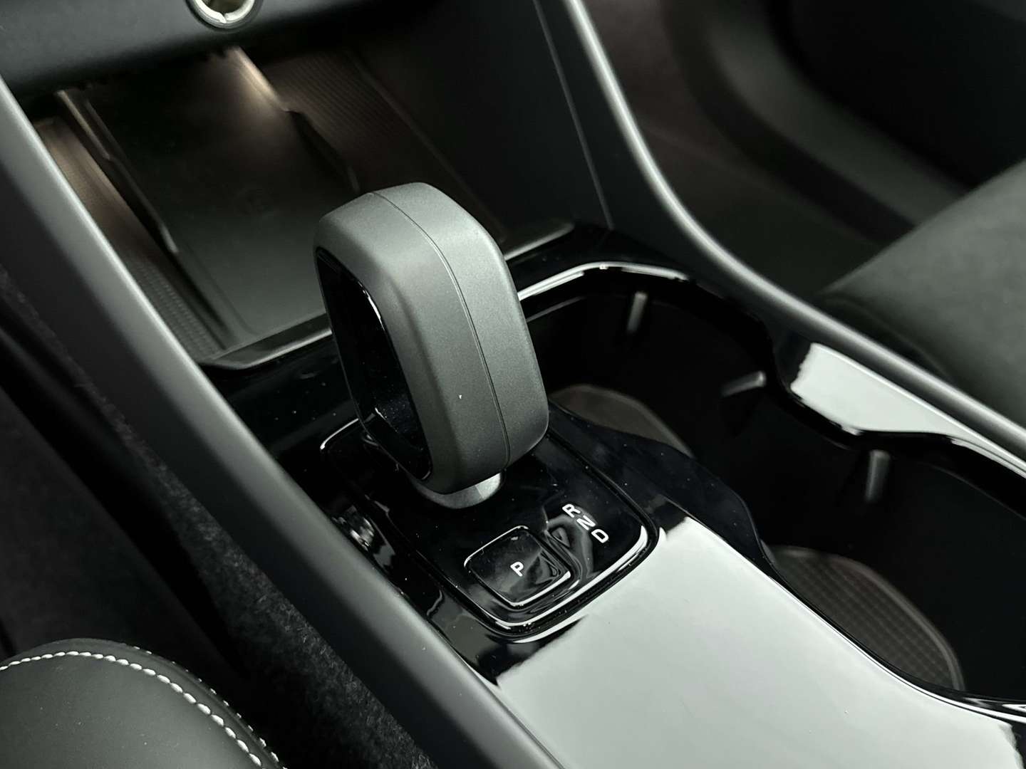 Volvo EX40 Extended Range Plus - 2025 - Joinsteer - #12