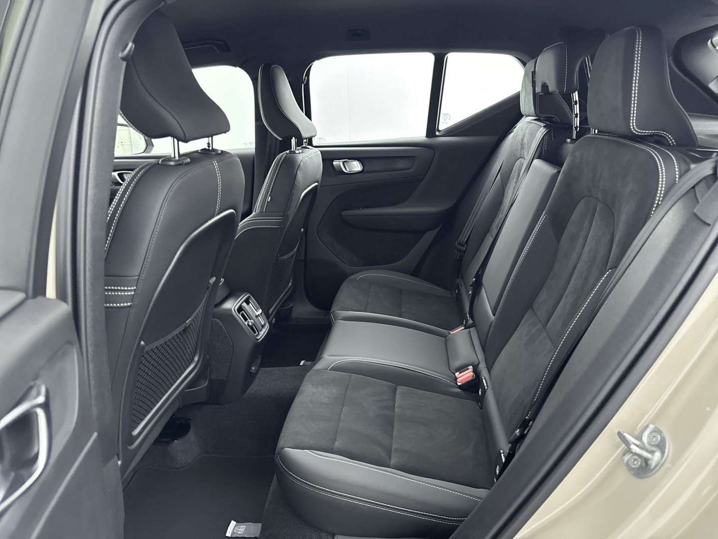 Volvo EX40 Extended Range Plus - 2025 - Joinsteer - #15