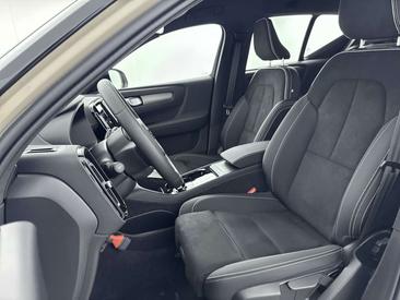 Volvo EX40 Extended Range Plus — photo 21