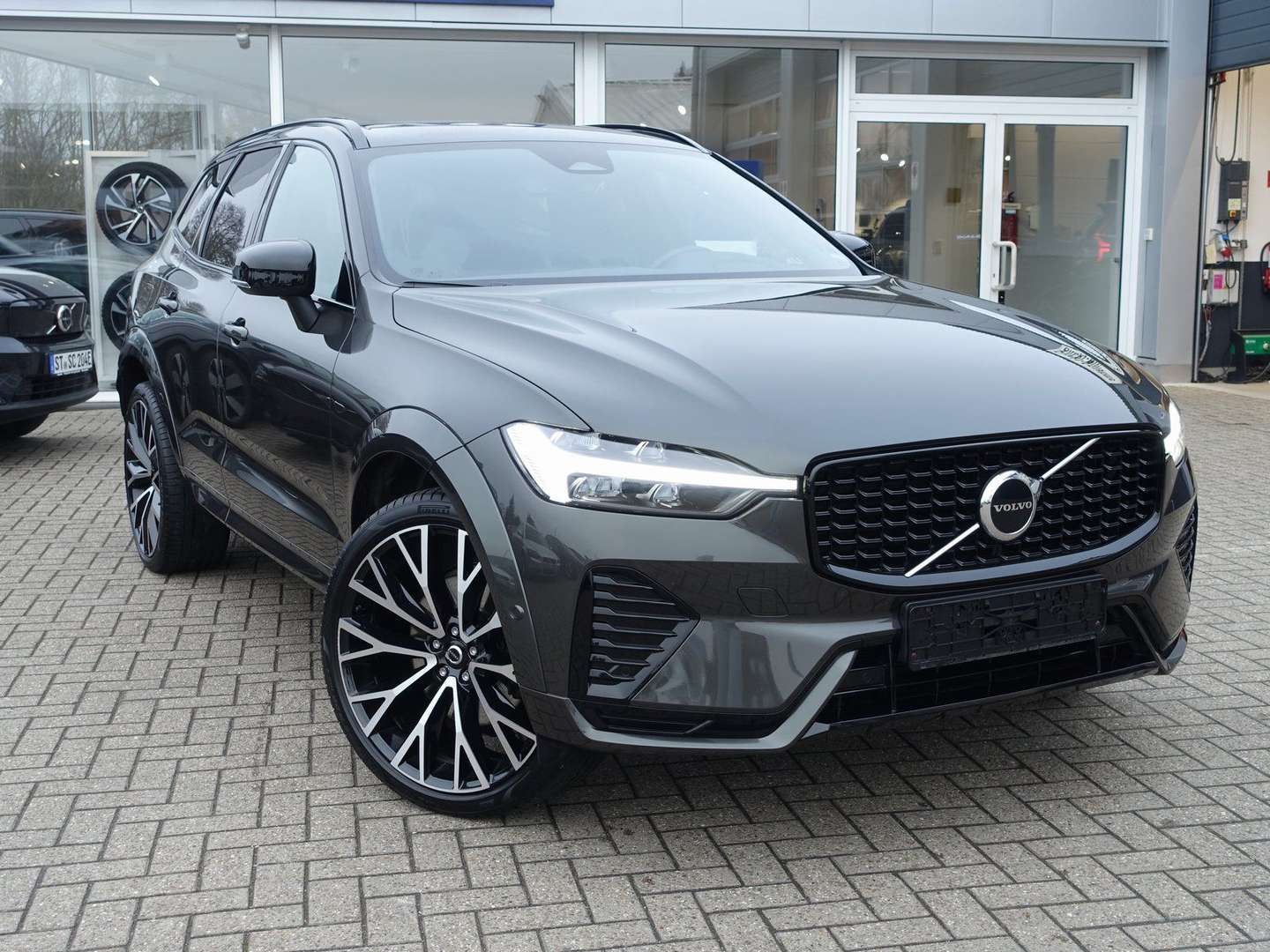 Volvo XC60 B4 R-Design - 2022 - Joinsteer - #3
