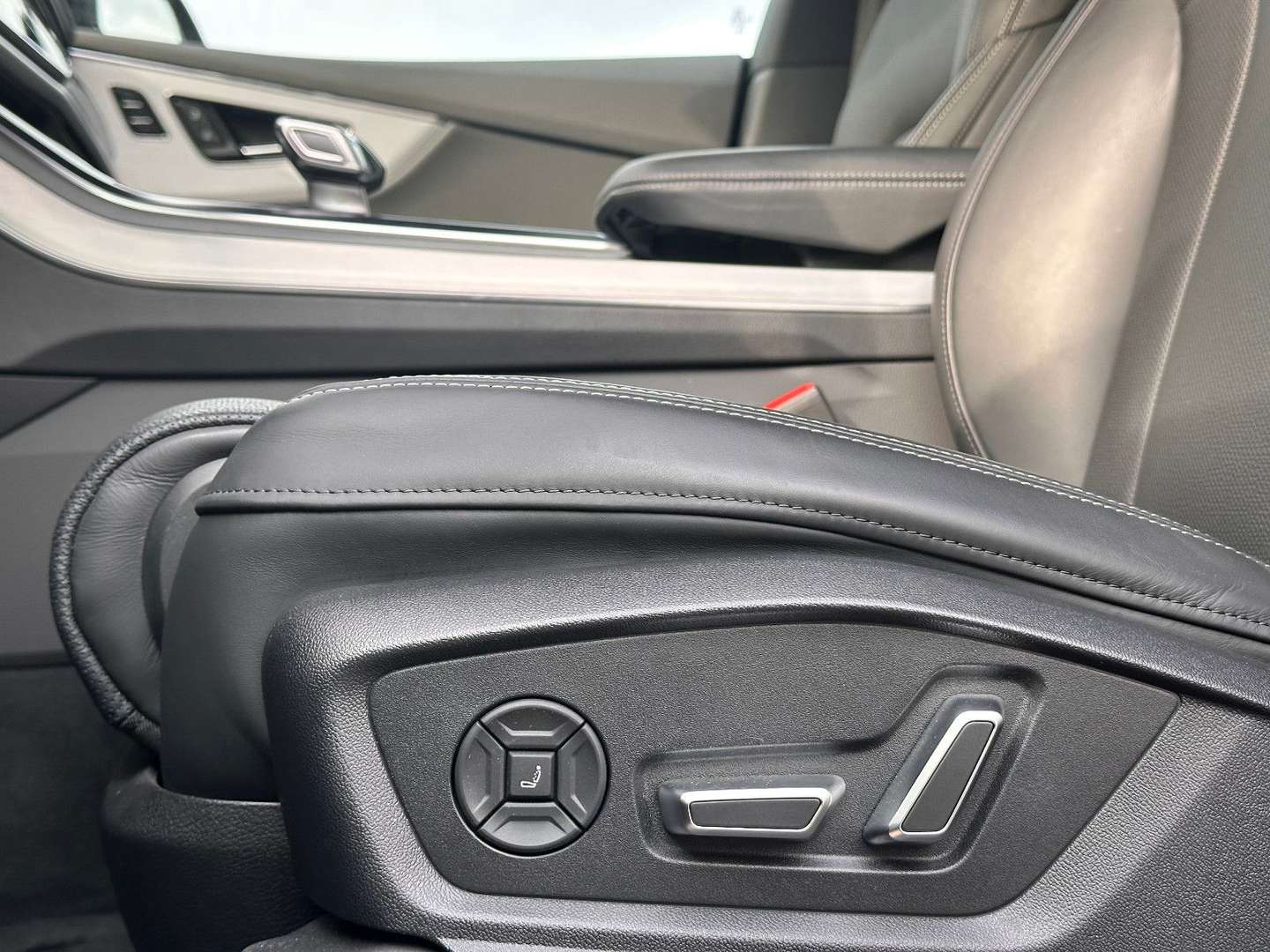 Audi SQ8 S Line 55 TFSI - 2024 - Joinsteer - #29