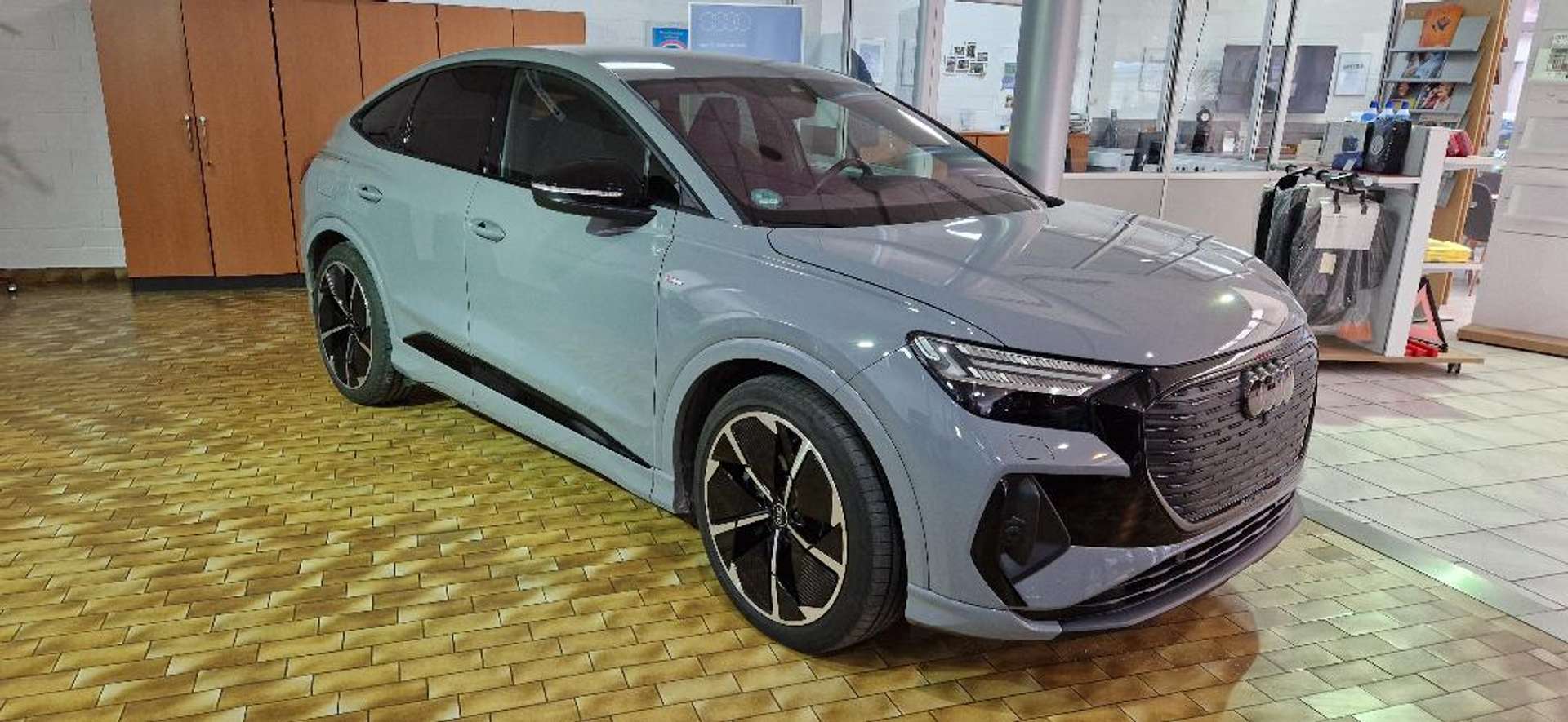 Audi Q4 E-tron Sportback S Line 50 - 2022 - Joinsteer - #2