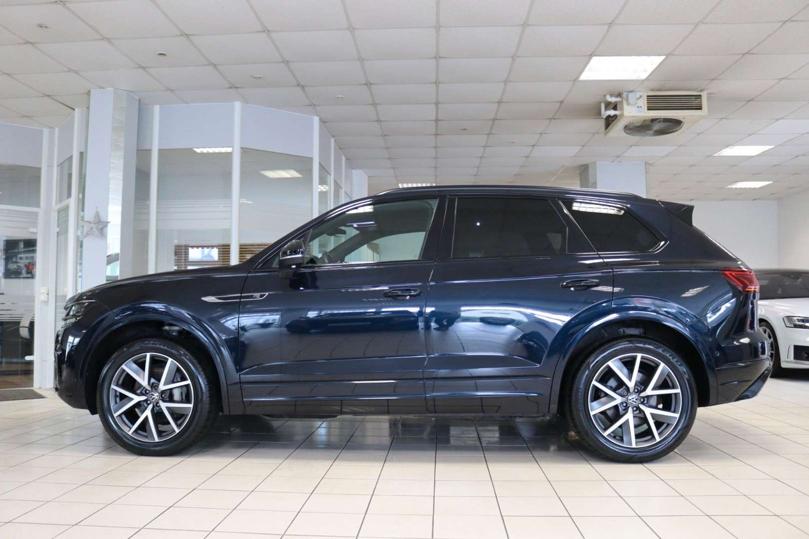 Volkswagen Touareg R-Line - 2021 - Joinsteer - #6