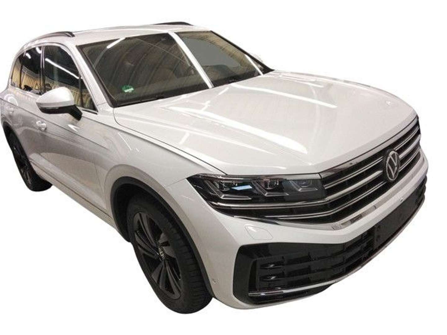Volkswagen Touareg Elegance - 2025 - Joinsteer - #2