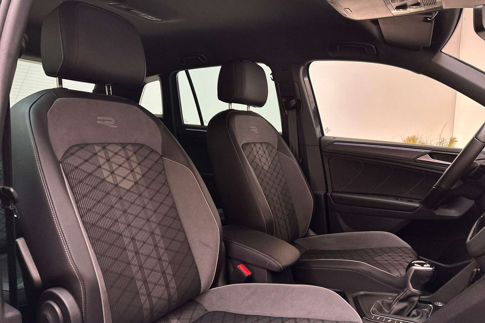Volkswagen TIGUAN E-Hybrid R-Line - 2023 - Joinsteer - #13