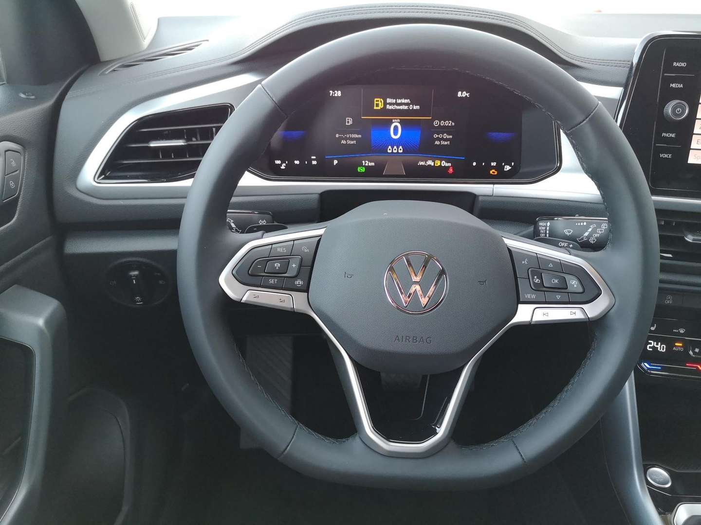 Volkswagen T-Roc TSI Life - 2026 - Joinsteer - #4