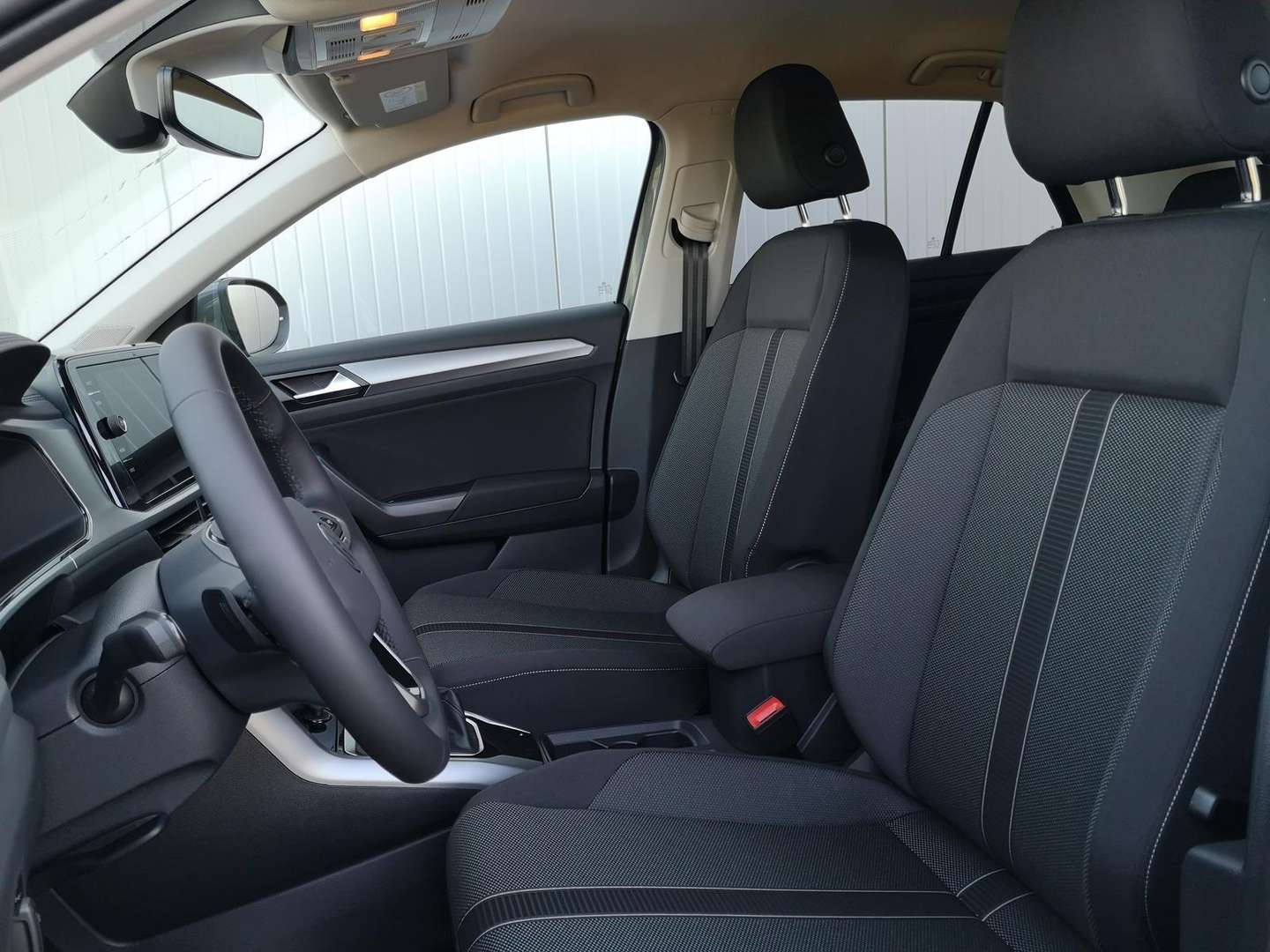 Volkswagen T-Roc TSI Life - 2026 - Joinsteer - #7