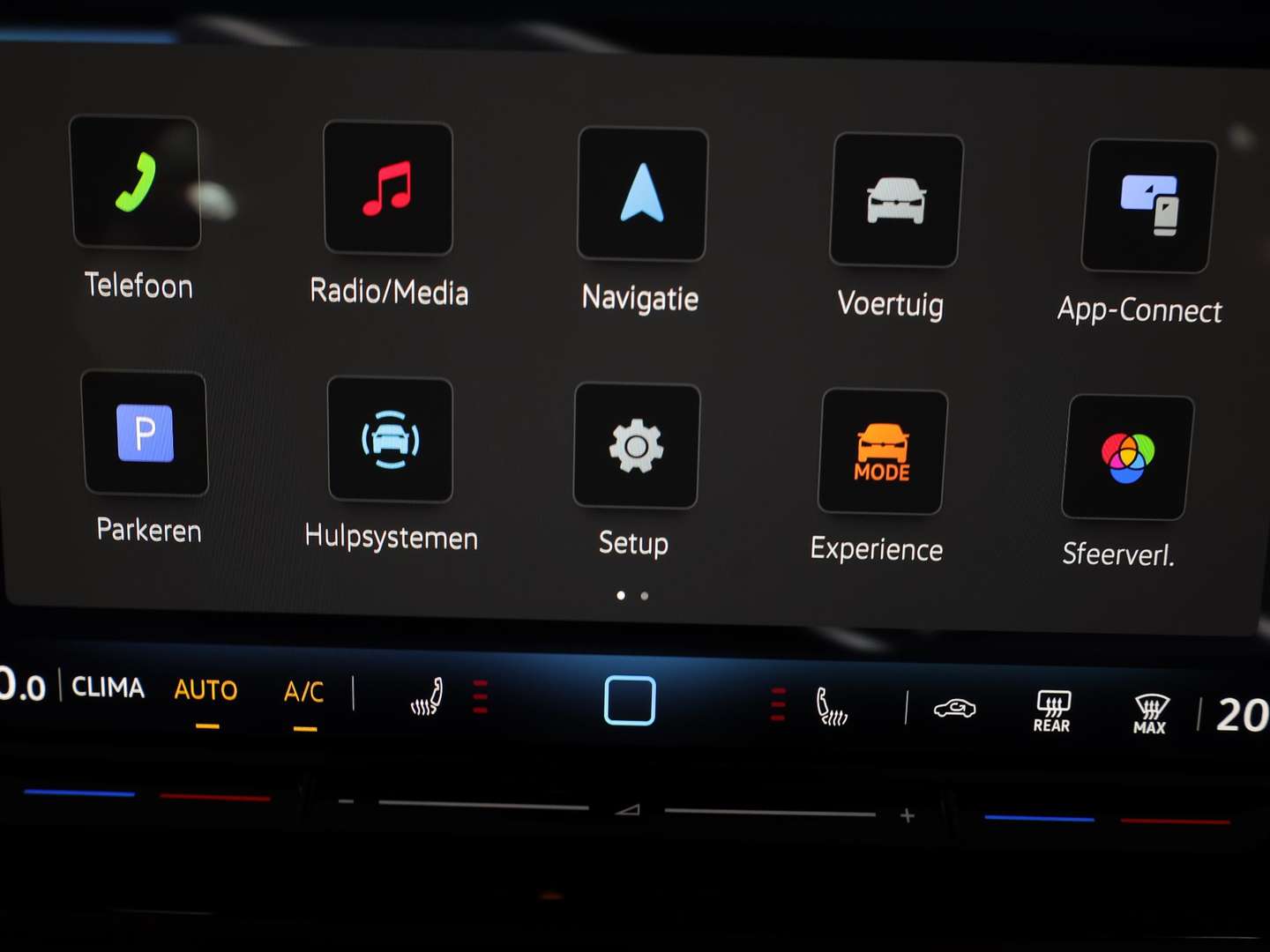 Volkswagen T-Roc R-Line - 2026 - Joinsteer - #10