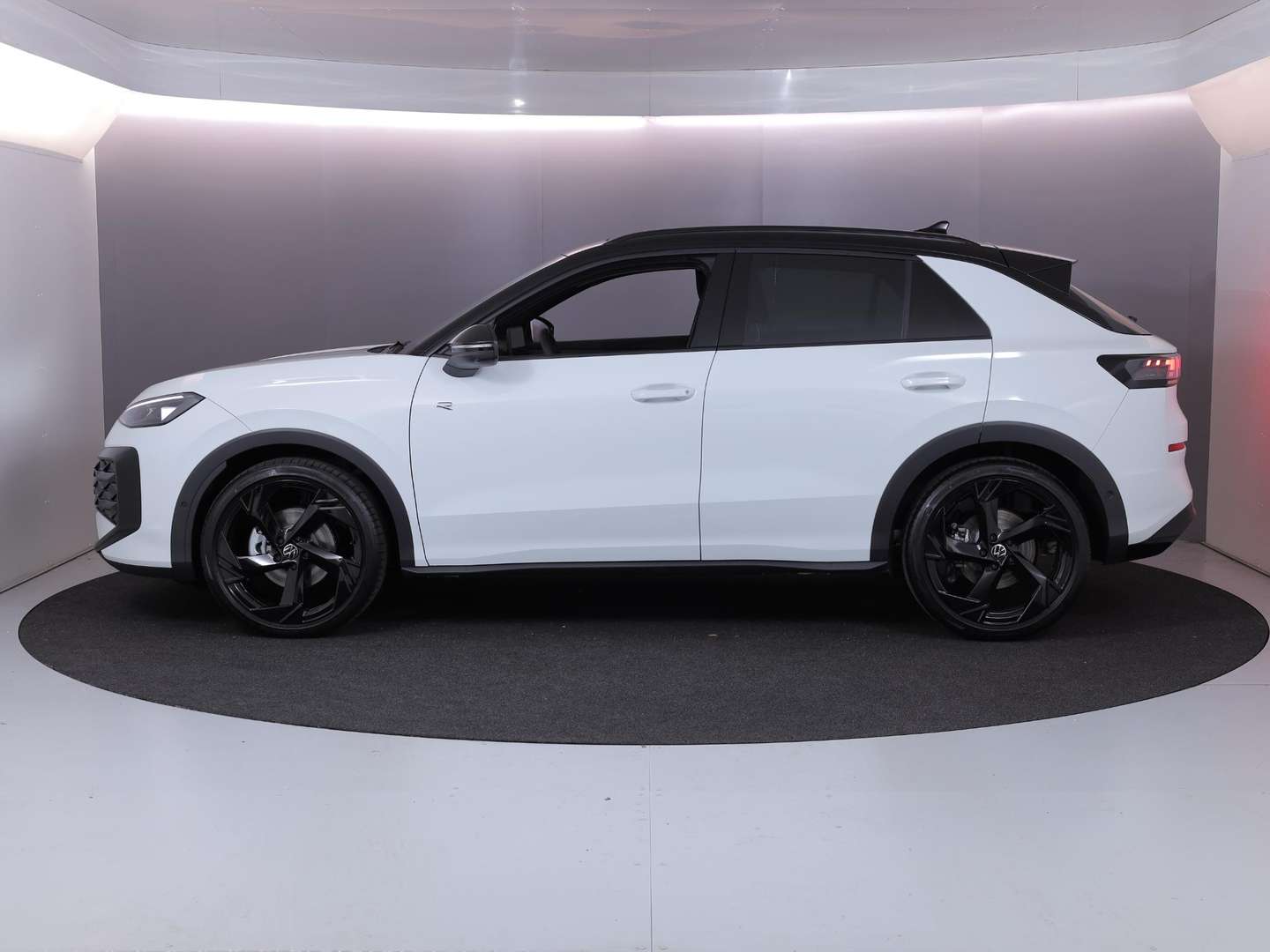 Volkswagen T-Roc R-Line - 2026 - Joinsteer - #14