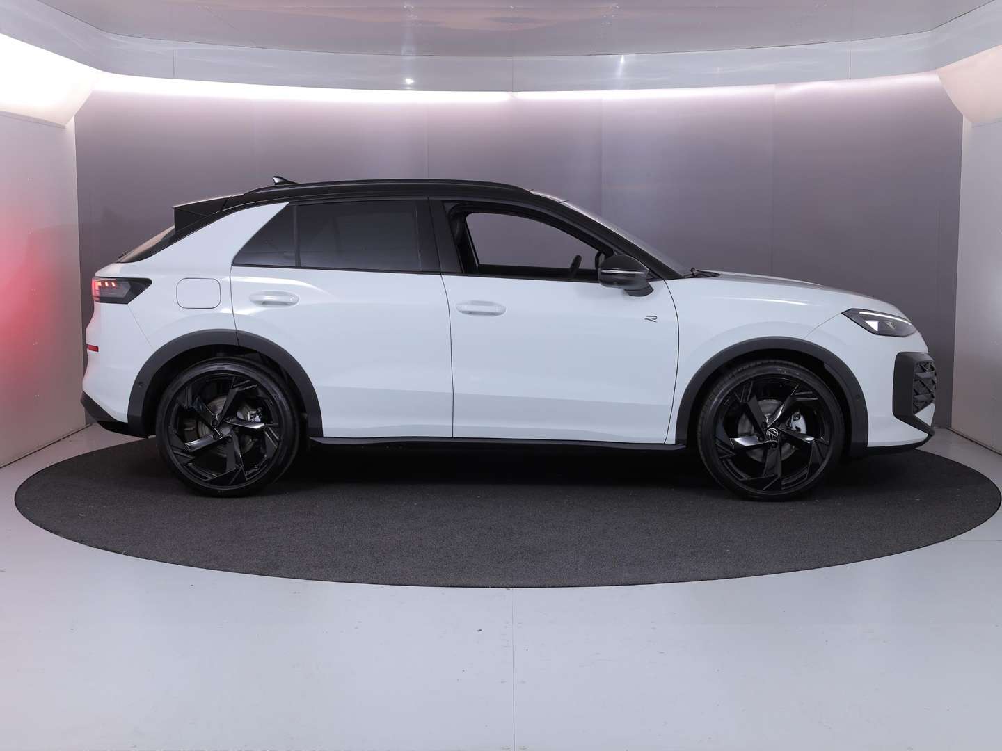 Volkswagen T-Roc R-Line - 2026 - Joinsteer - #15