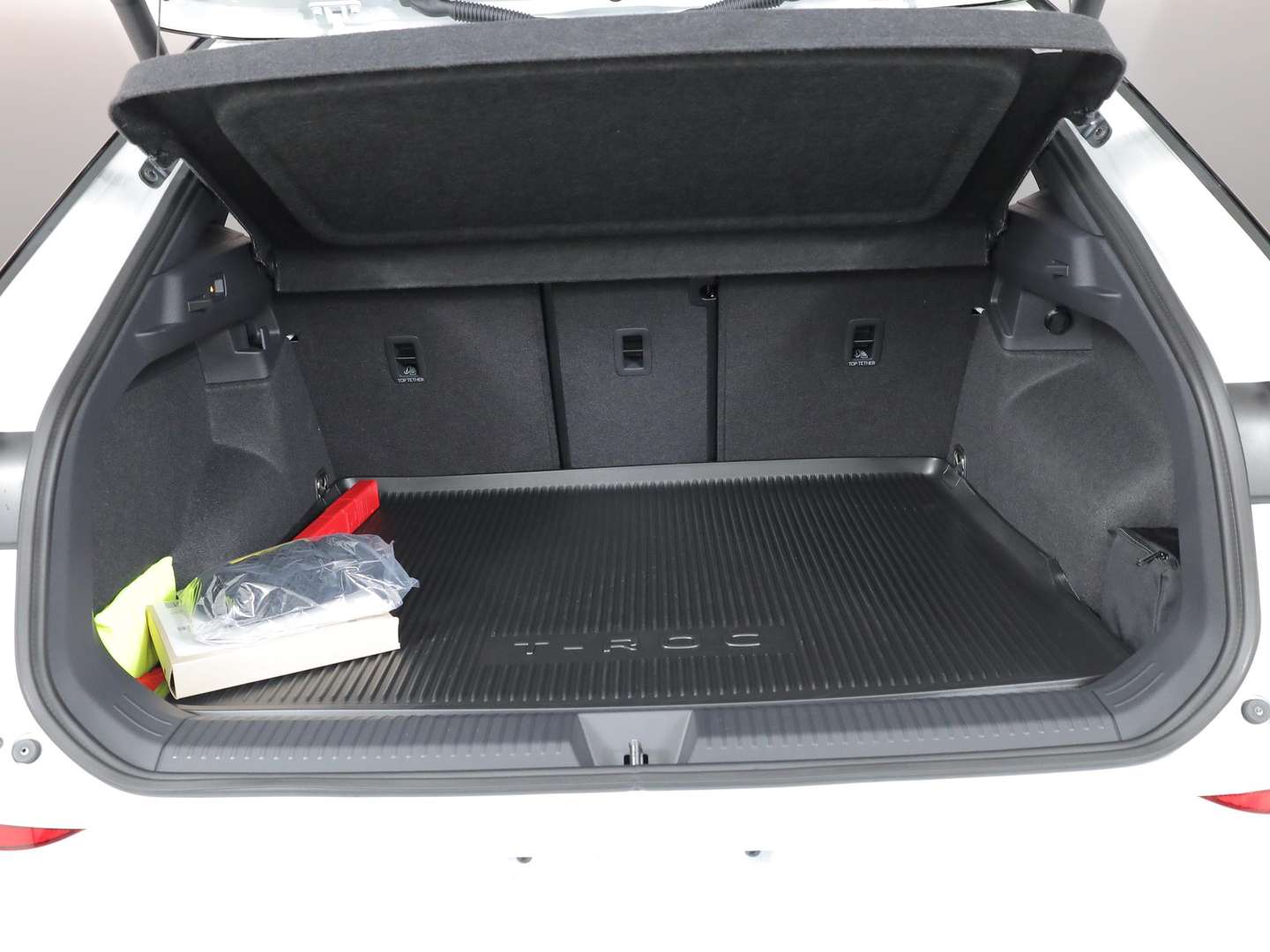 Volkswagen T-Roc R-Line - 2026 - Joinsteer - #19