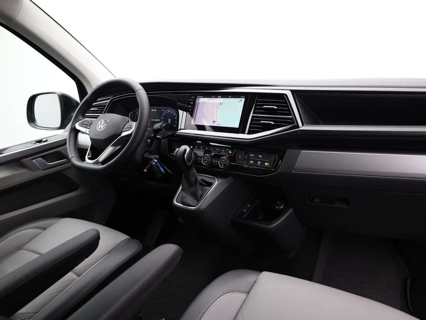 Volkswagen Transporter Highline TDI - 2023 - Joinsteer - #3