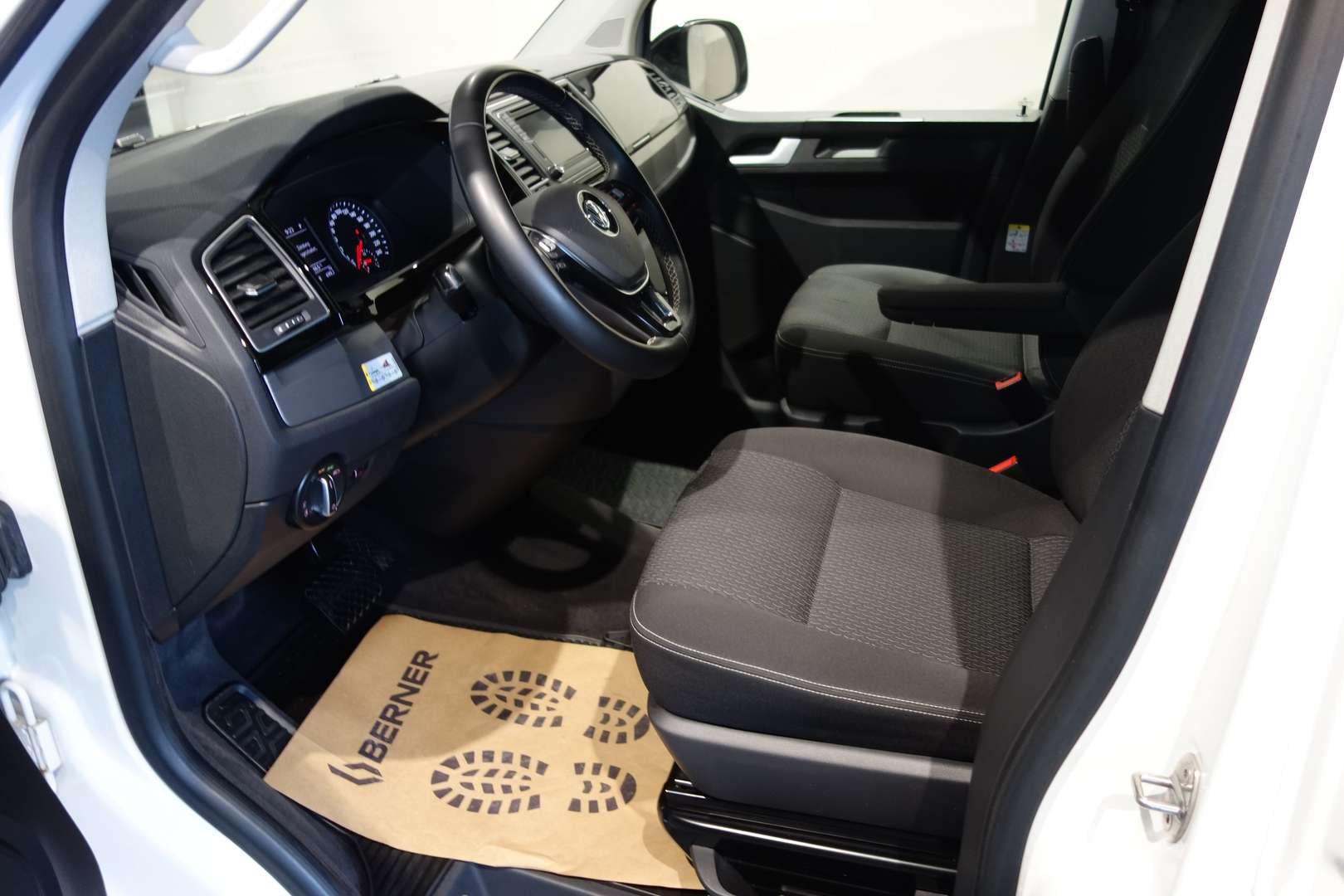 Volkswagen Caddy California Beach 4Motion - 2019 - Joinsteer - #3