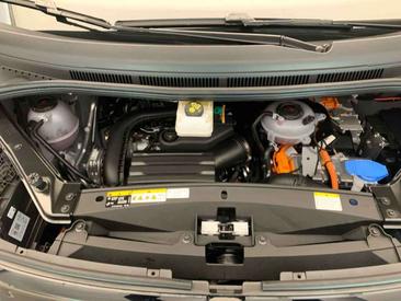 Volkswagen Multivan California Beach EHybrid — photo 14