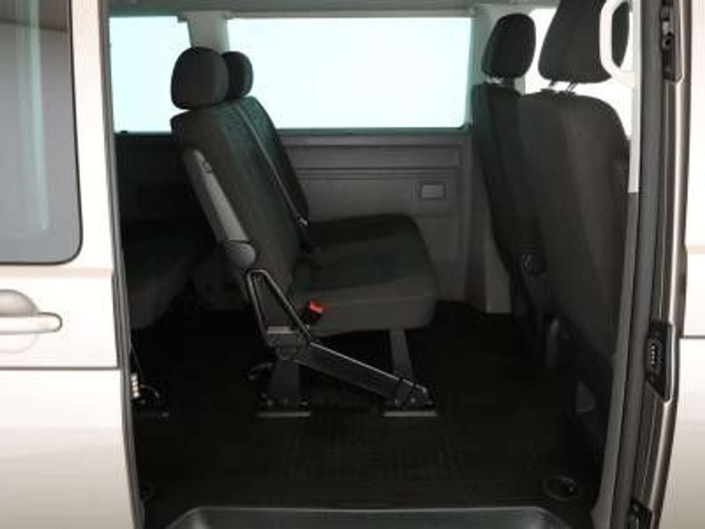 Volkswagen T6 Caravelle TDI - 2023 - Joinsteer - #6