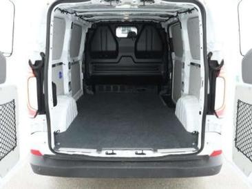 Volkswagen Transporter — photo 6