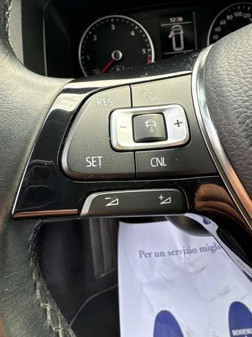 Volkswagen Multivan 4Motion TDI — photo 10