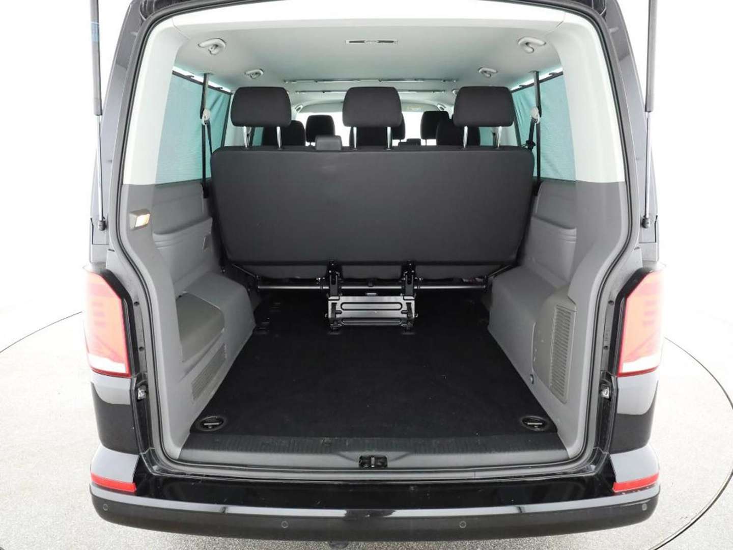 Volkswagen T6 Caravelle Comfortline - 2024 - Joinsteer - #9