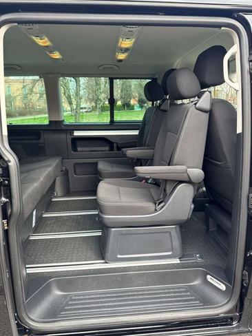 Volkswagen Multivan 4Motion TDI — photo 12