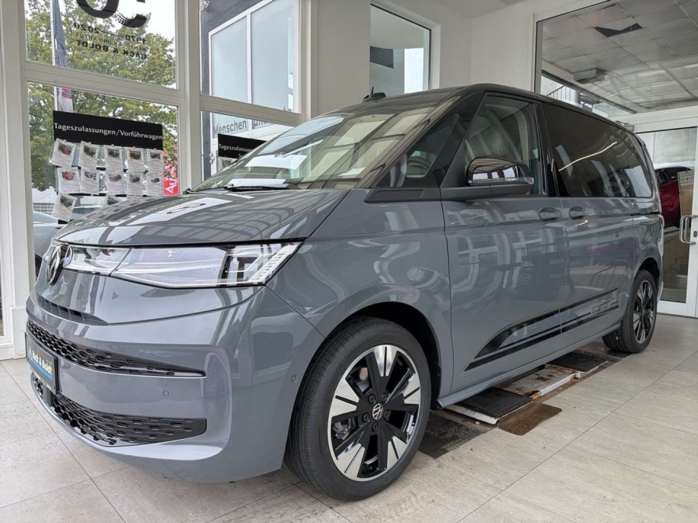 Volkswagen Multivan Edition - 2025 - Joinsteer - #2